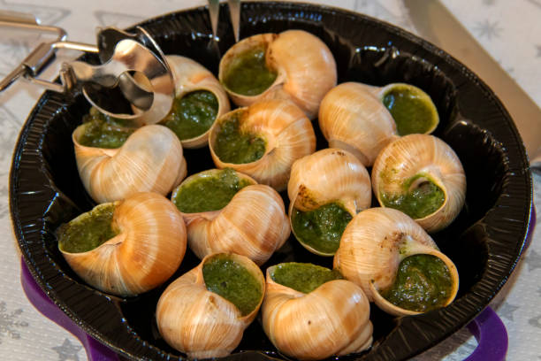 Escargot au beurre persillé