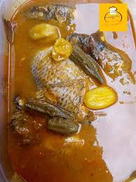 foufou sauce tomate et tilapia